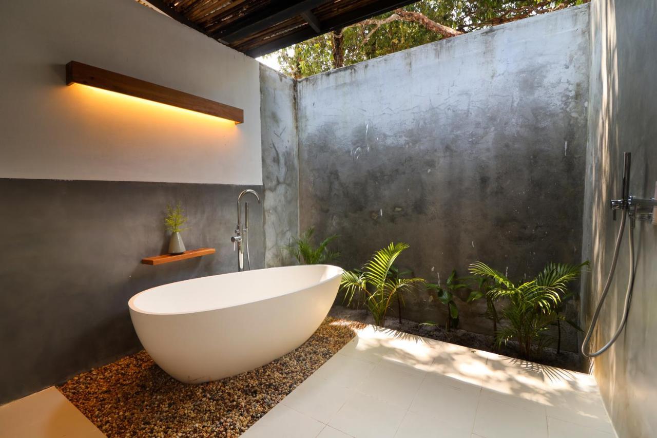 Hotel Island Center Point Koh Rong Sanloem Exterior foto